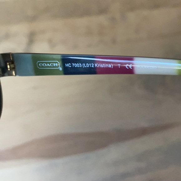 Coach sunglasses - Picture 3 of 8